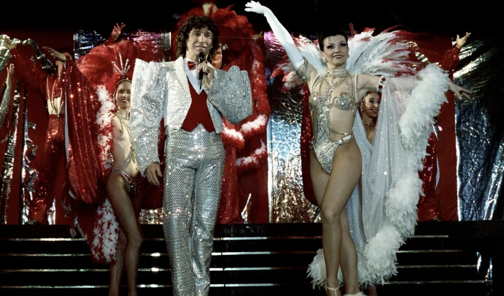 Jan Jan et Eva Lynna sur scène au Caesar's